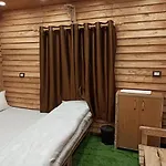 Hotel Neem Baba