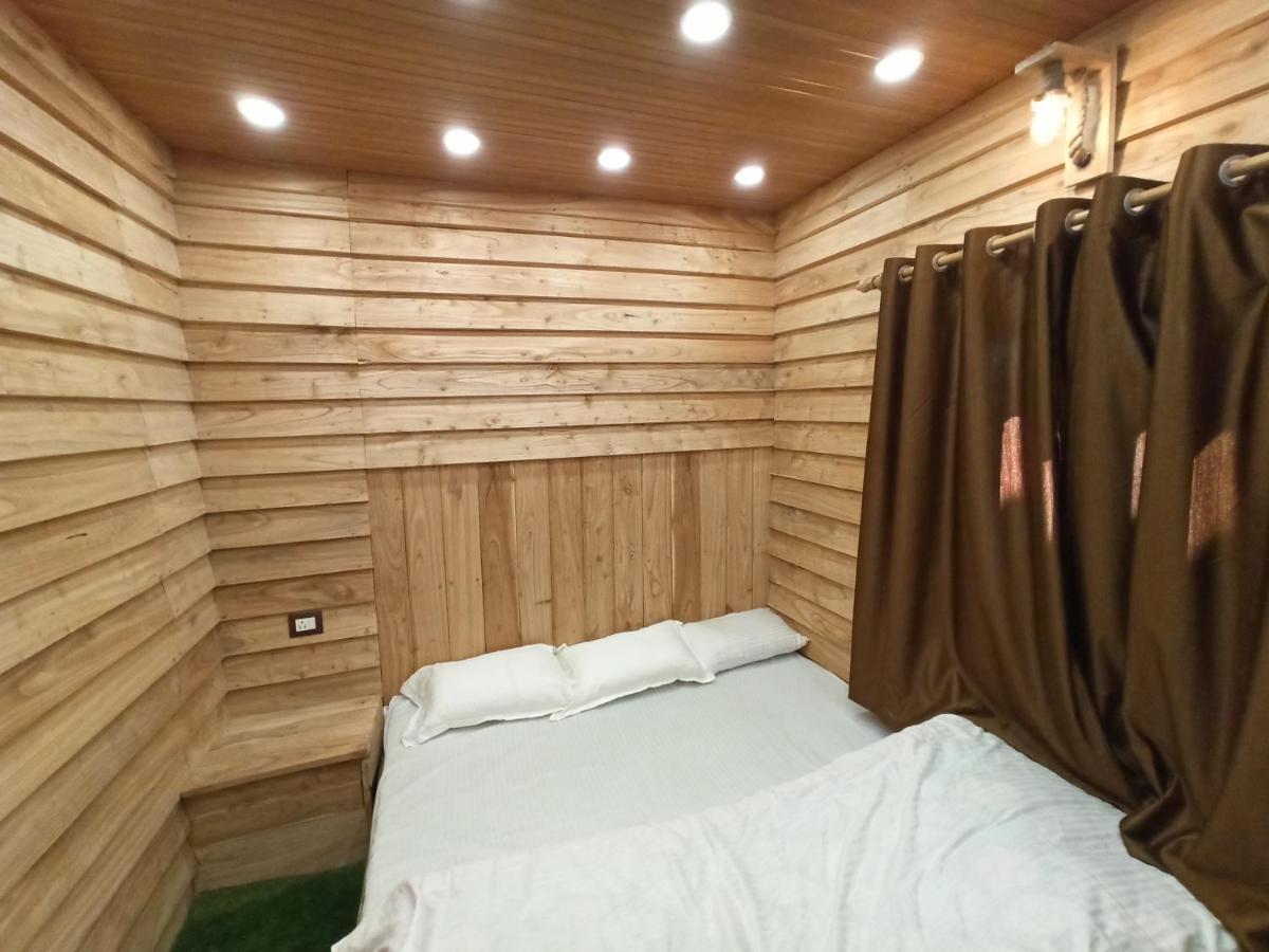 Hotel Neem Baba Nainital